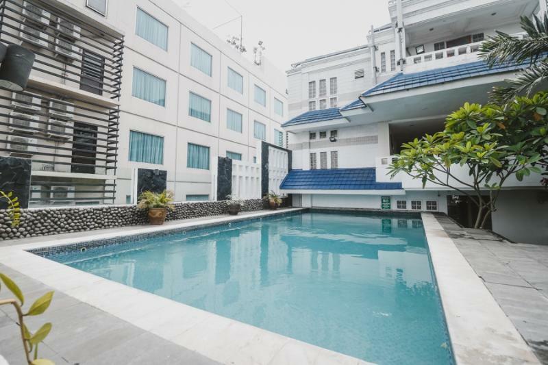Reddoorz Premium @ Thamrin Kebon Sirih Hotel Jakarta Kültér fotó