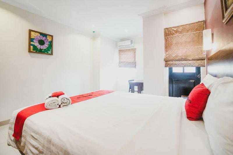 Reddoorz Premium @ Thamrin Kebon Sirih Hotel Jakarta Kültér fotó